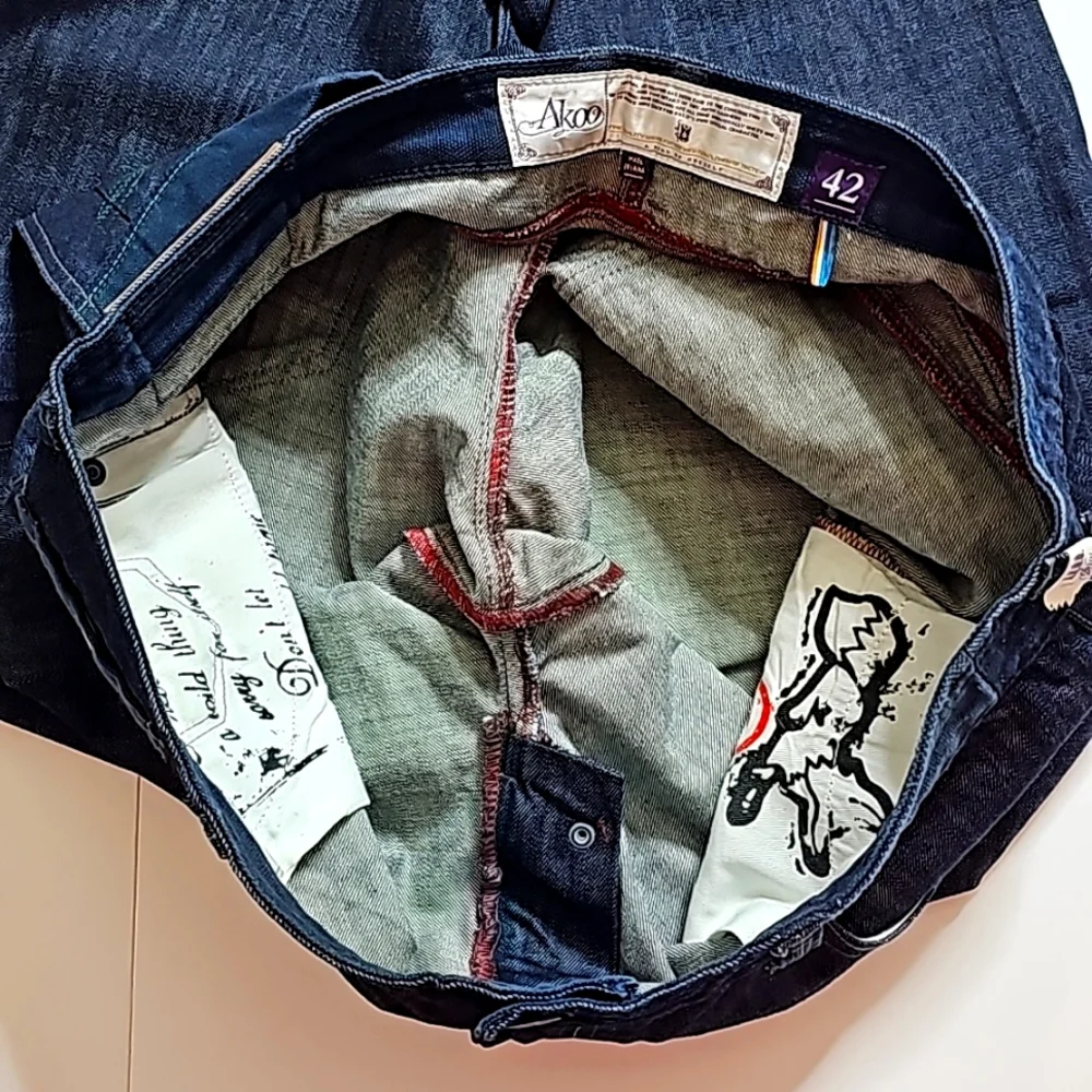 Akoo Blue Jeans. Quality Denim Collection. Men's Size: Waist 42x34 Inseam.